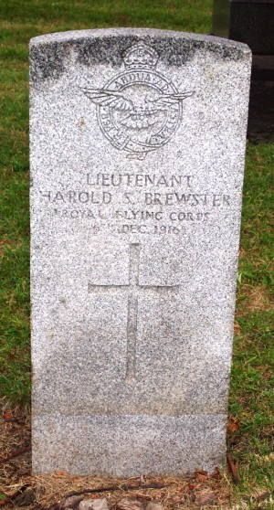 CWGC headstone for Lieut. Harold Brewster