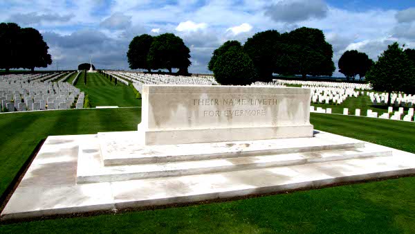 Cabaret-Rouge British Cemetery