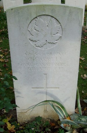 CWGC headstone for Pte Chester Farrell