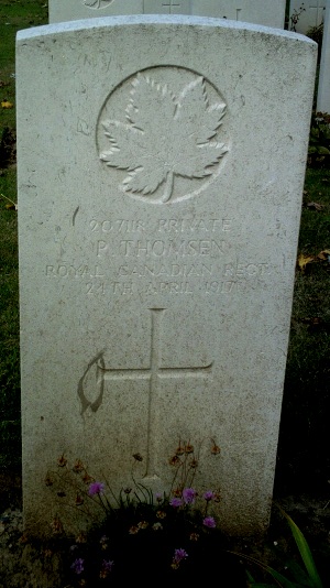CWGC headstone for Pte Peter Thomsen