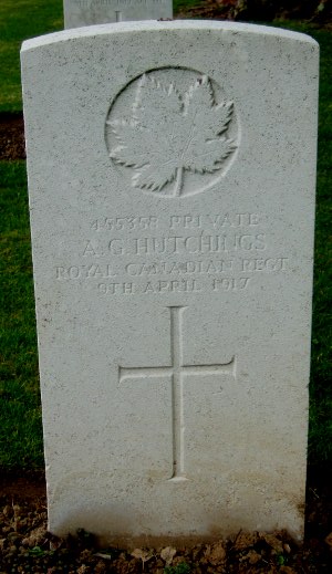 CWGC headstone for Pte Alfred Hutchings