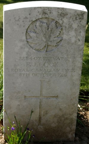 CWGC headstone for Pte Earl Cook.