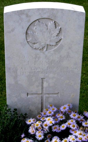 CWGC headstone for Pte John Fryer.