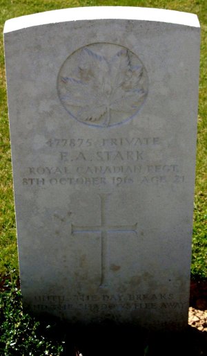 CWGC headstone for Pte edward Stark.