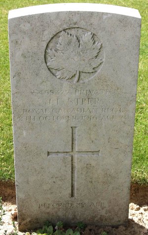 CWGC headstone for Pte James Steer.