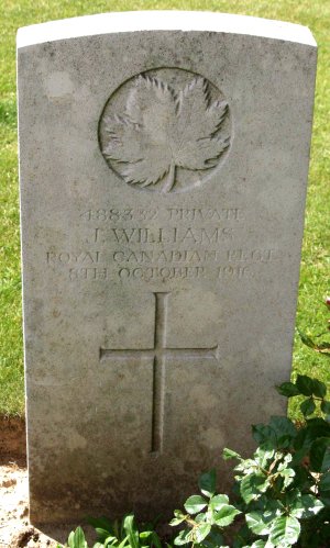 CWGC headstone for Pte John Willimas.