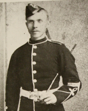 An NCO of the Infantry School Corps, showing that the regiment wore no shoulder badges before 1894. (RCR Museum)
