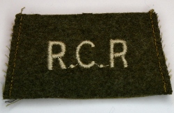 Narrow worsted title with tan embroidery. Photo by Capt M. O'Leary (Private Collection)